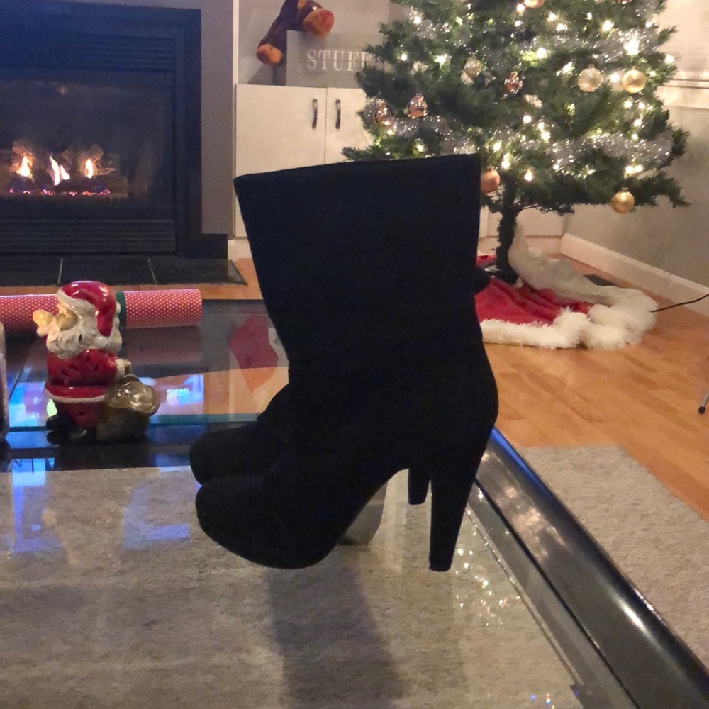 Jessica Simpson Black Ankle Boots